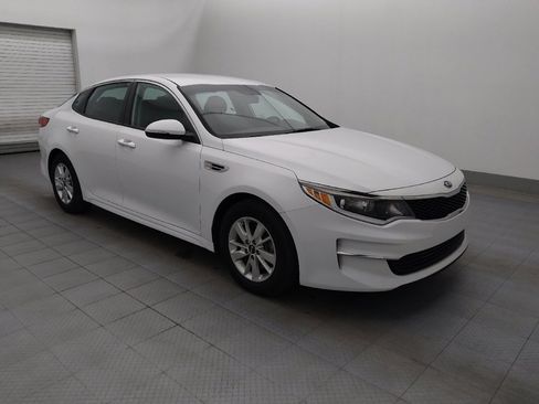 Used 2018 Kia Optima LX image 11