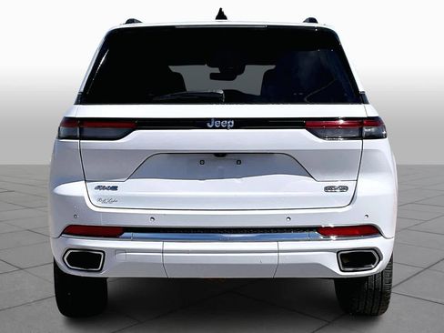 Used 2022 Jeep Grand Cherokee Overland w/ Luxury Tech Group IV image 5