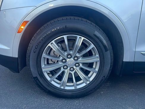 Used 2017 Cadillac XT5 Luxury image 10