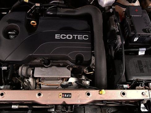 Used 2019 Chevrolet Equinox LT image 32