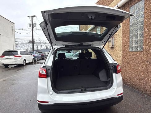 Used 2020 Chevrolet Equinox LS FWD image 27
