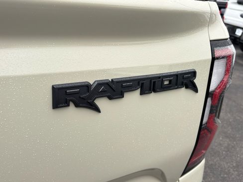 Used 2025 Ford Ranger Raptor image 13