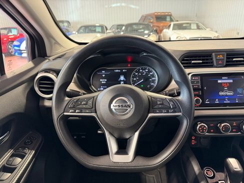 Used 2021 Nissan Versa SV image 25