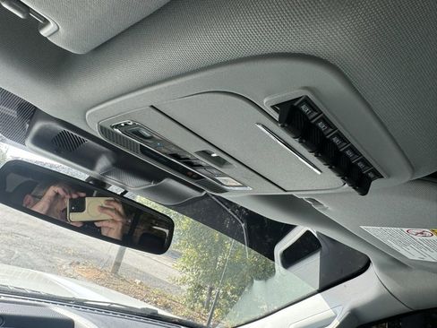 Used 2025 Ford F350 Lariat w/ Lariat Ultimate Package image 24