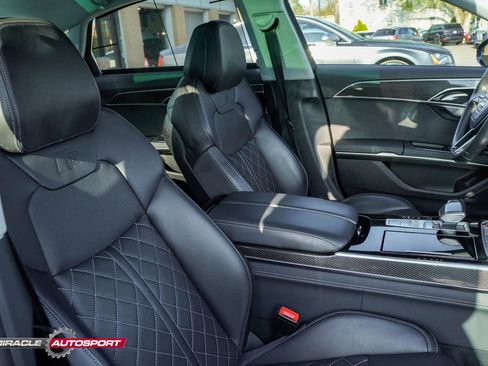 Used 2022 Audi S8 w/ S8 Executive Package AWD/4WD image 32