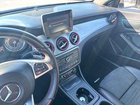 Used 2016 Mercedes-Benz CLA 250 image 18