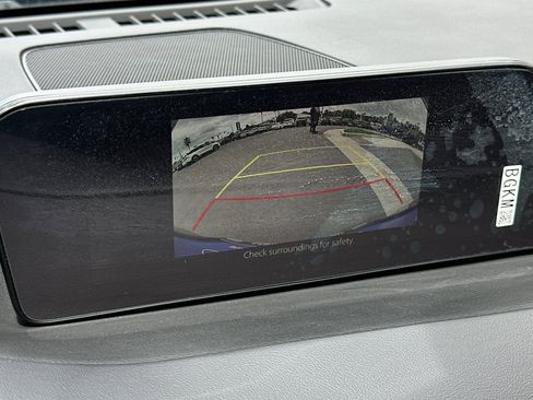 Used 2023 MAZDA MAZDA3 s FWD image 17