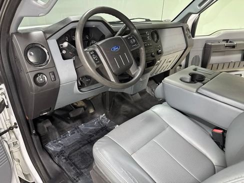 Used 2016 Ford F250 XL w/ Power Equipment Group AWD/4WD image 10