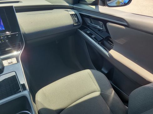 Certified 2024 Subaru Solterra AWD/4WD image 17