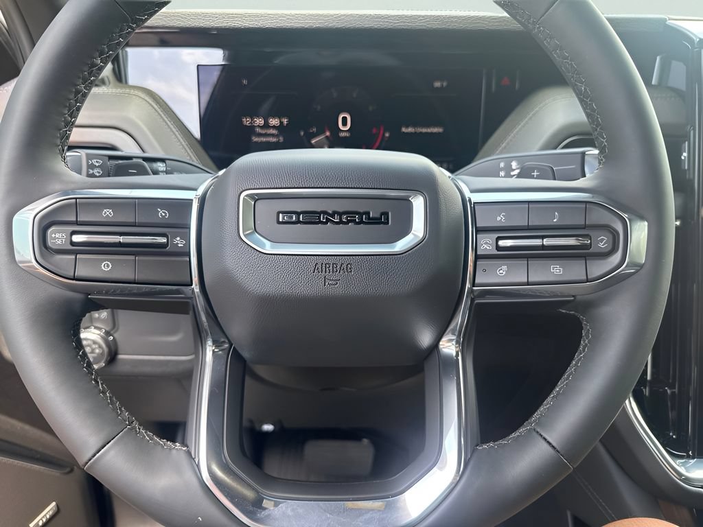 New 2026 GMC Yukon Denali w/ Sun & Power Step Package AWD/4WD image 11