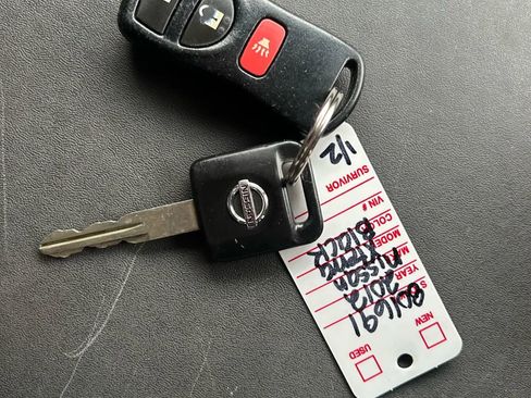 Used 2012 Nissan Xterra PRO-4X w/ Pro-4x Leather Pkg image 31