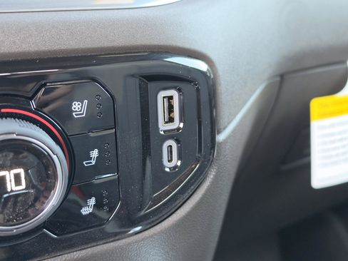 New 2026 Chevrolet Silverado 1500 LTZ w/ Technology Package AWD/4WD image 28