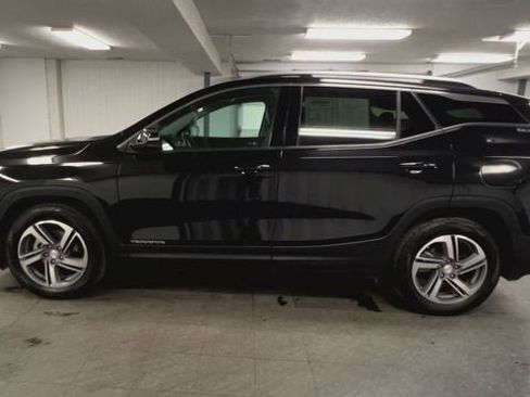 Certified 2018 GMC Terrain SLT w/ Preferred Package image 5