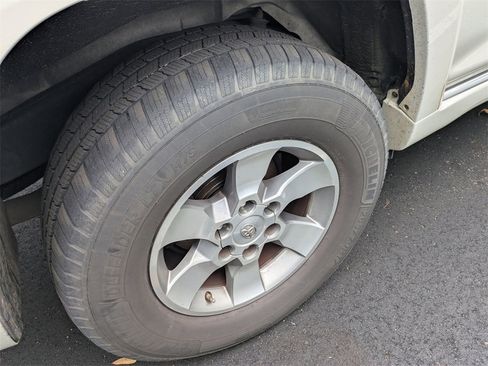 Used 2011 Toyota 4Runner SR5 image 8