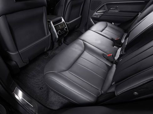 Used 2023 Land Rover Range Rover SE AWD/4WD image 25