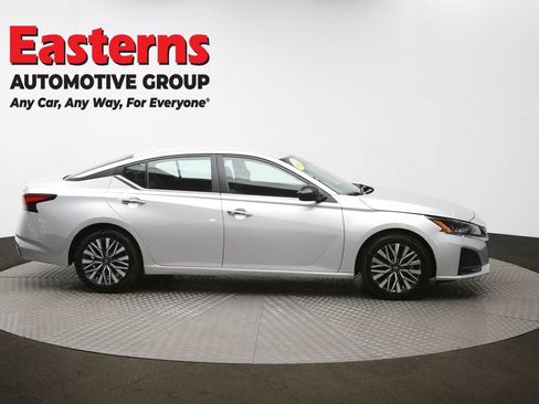 Used 2024 Nissan Altima 2.5 SV image 45