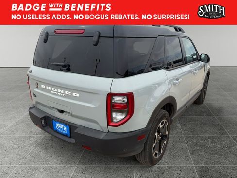 Used 2022 Ford Bronco Sport Outer Banks w/ Tech Package AWD/4WD image 6