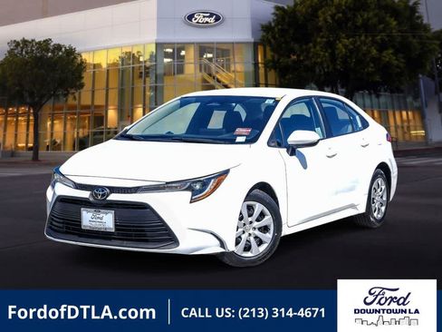 Used 2024 Toyota Corolla LE FWD image 1