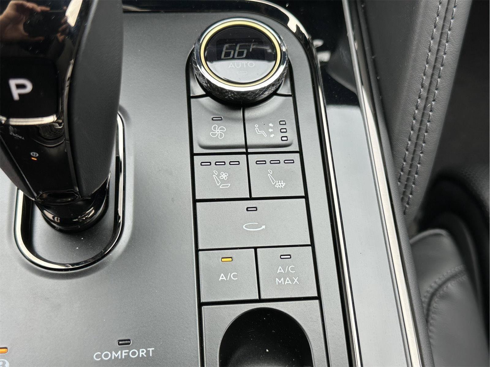 New 2026 Bentley Flying Spur V8 AWD/4WD image 45
