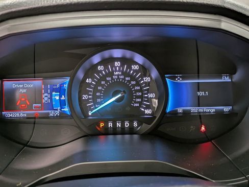 Used 2022 Ford Edge SE w/ Black Appearance Package AWD/4WD image 15