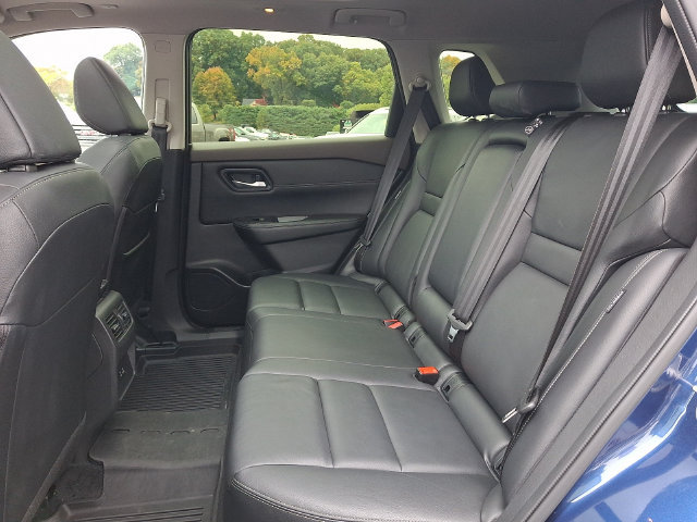 Used 2023 Nissan Rogue SL AWD/4WD image 18