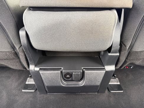 Used 2024 Ford F350 XLT image 31