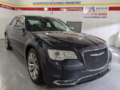 Used 2017 Chrysler 300 C w/ Safetytec Plus Group image 1