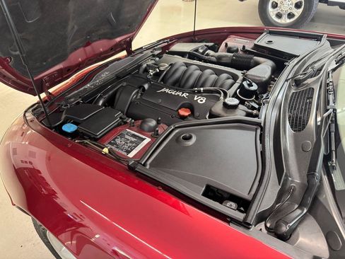 Used 1997 Jaguar XK8 Convertible RWD image 23
