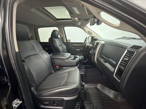 Used 2018 RAM 1500 Laramie AWD/4WD image 26