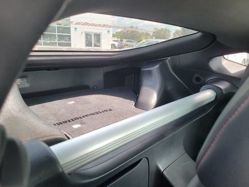 Used 2020 Nissan 370Z Coupe RWD image 7