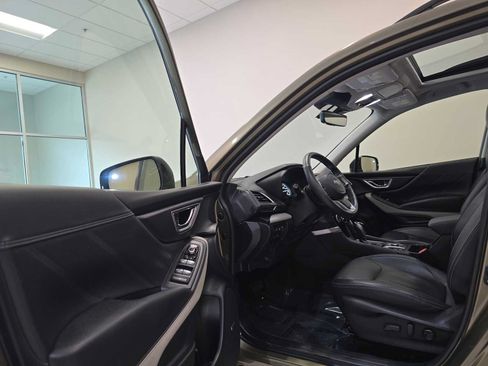 Used 2022 Subaru Forester Limited AWD/4WD image 24