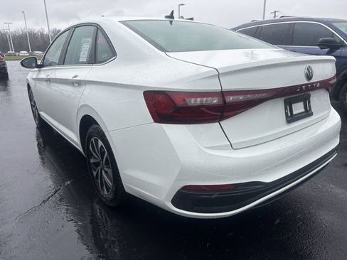 Used 2025 Volkswagen Jetta S image 5