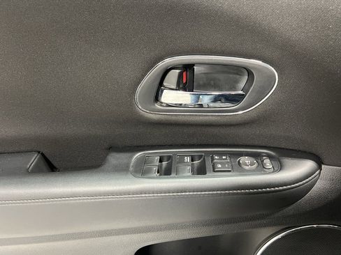 Used 2016 Honda HR-V EX image 21