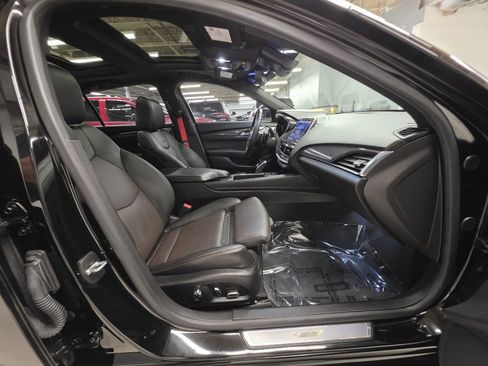 Used 2024 Cadillac CT5 V w/ Premium Package AWD/4WD image 12