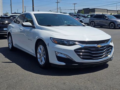Used 2020 Chevrolet Malibu LT FWD image 4
