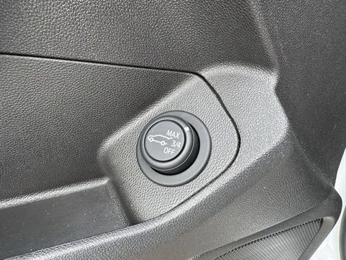 Used 2019 GMC Terrain Denali w/ LPO, 'HIT The Road' Package image 18