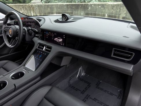 Certified 2025 Porsche Taycan RWD image 59