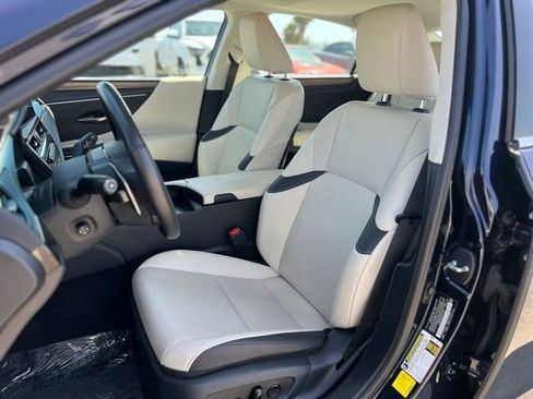 Used 2024 Lexus ES 350 w/ Premium Package FWD image 14