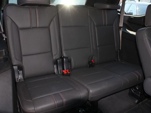 Used 2025 Chevrolet Tahoe RST w/ Comfort Package AWD/4WD image 20
