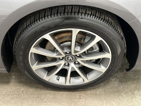 Used 2018 Acura TLX V6 image 5