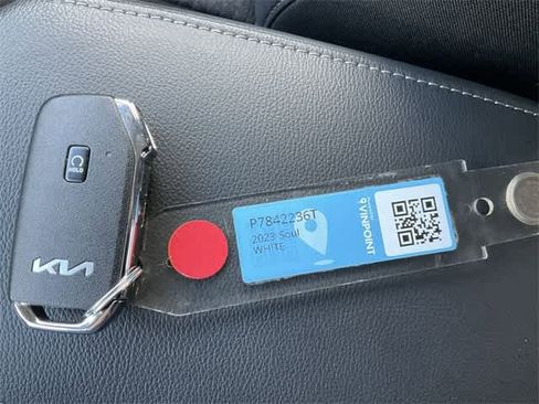 Used 2023 Kia Soul EX image 27