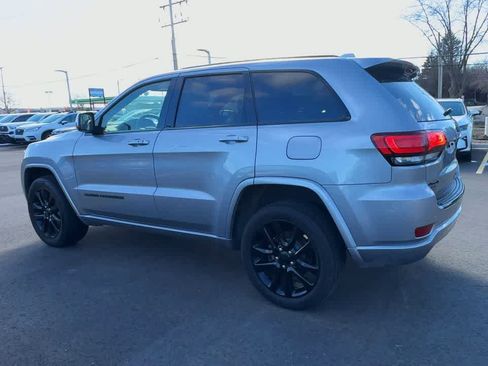 Used 2018 Jeep Grand Cherokee Altitude image 6