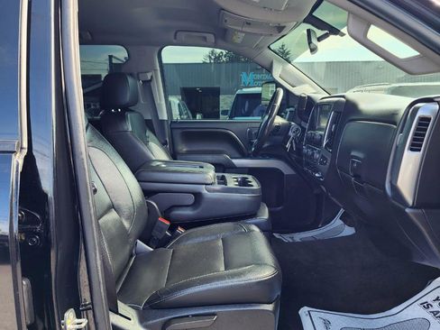 Used 2018 Chevrolet Silverado 2500 LT w/ Midnight Edition image 14