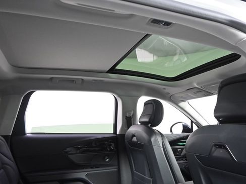 New 2026 Lincoln Nautilus Reserve AWD/4WD image 15