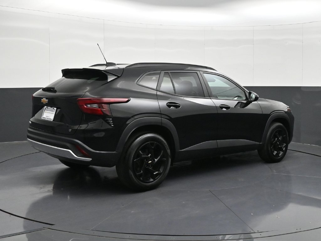 Certified 2026 Chevrolet Trax LT FWD image 5