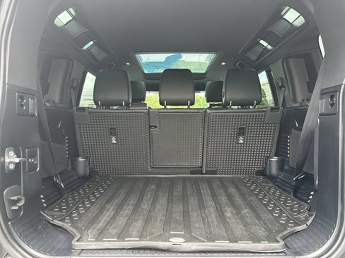 Used 2023 Land Rover Defender 110 S AWD/4WD image 18