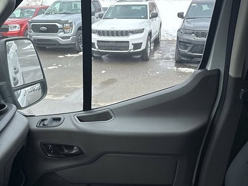 Used 2024 Ford Transit 250 Low Roof w/ Exterior Upgrade Package image 29