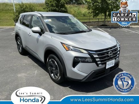 Used 2024 Nissan Rogue SV AWD/4WD image 1