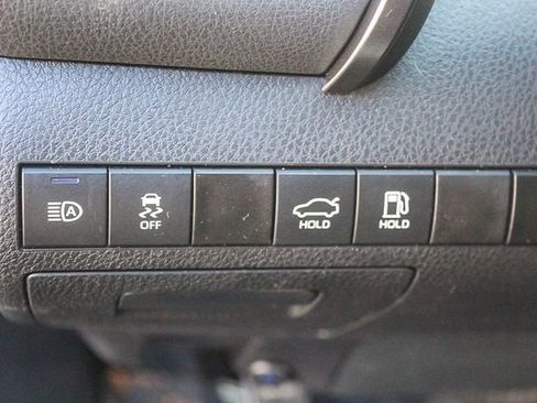 Used 2023 Toyota Camry SE w/ Convenience Package image 29