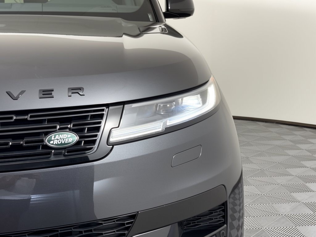 New 2027 Land Rover Range Rover Sport SE AWD/4WD image 12